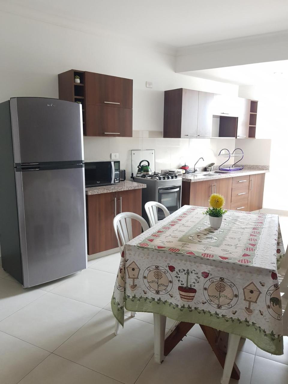 Edificio Las Palmas 3100 圣克鲁斯 外观 照片