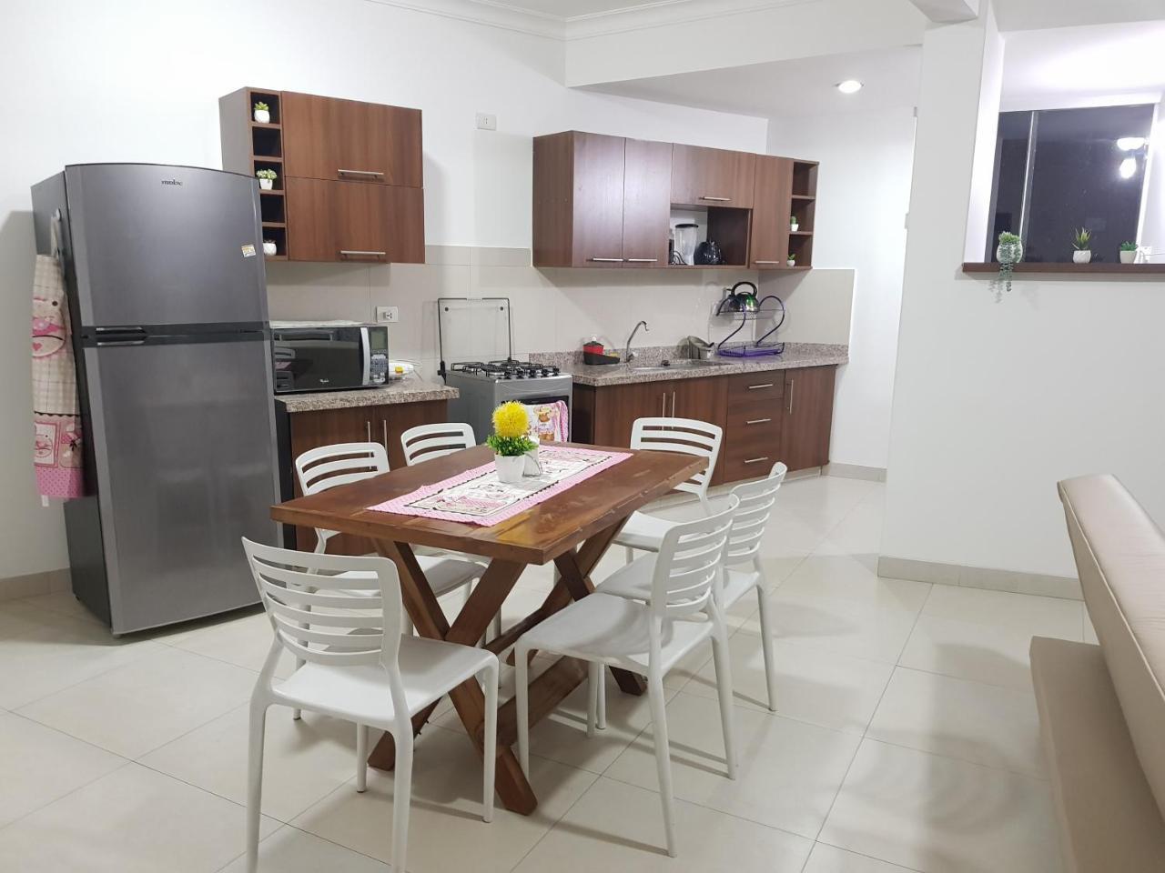 Edificio Las Palmas 3100 圣克鲁斯 外观 照片
