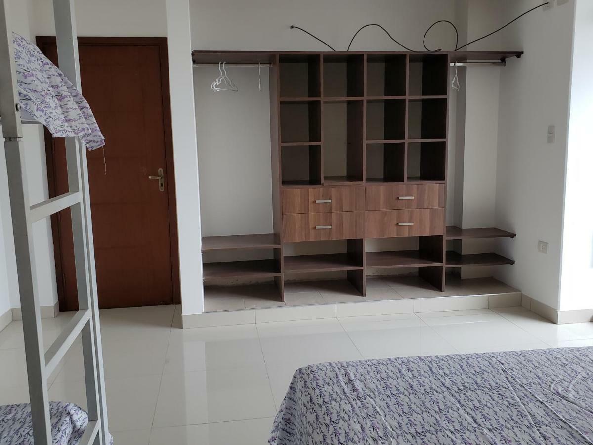 Edificio Las Palmas 3100 圣克鲁斯 外观 照片